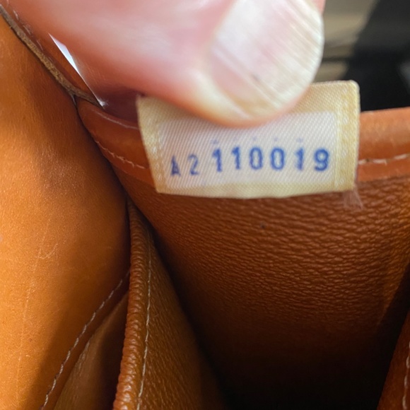 Vintage Donney & Bourke Purse - Picture 13 of 13